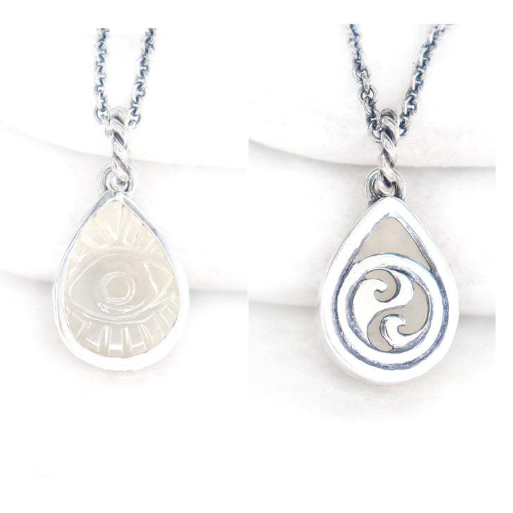 Universal Eye, Silky Moonstone